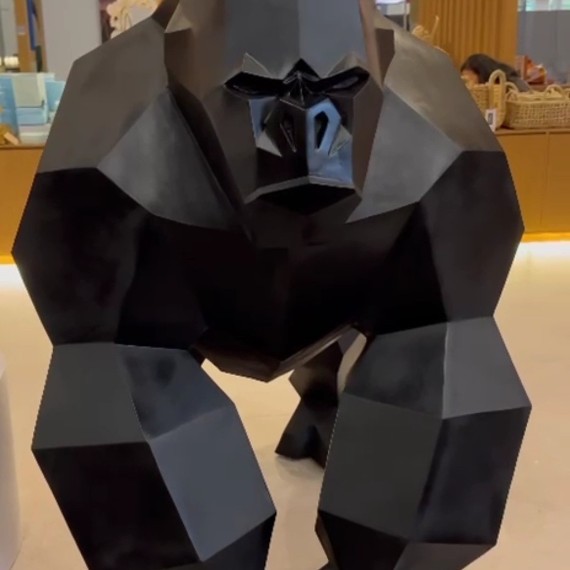 Polygonal Sculpture Gorilla