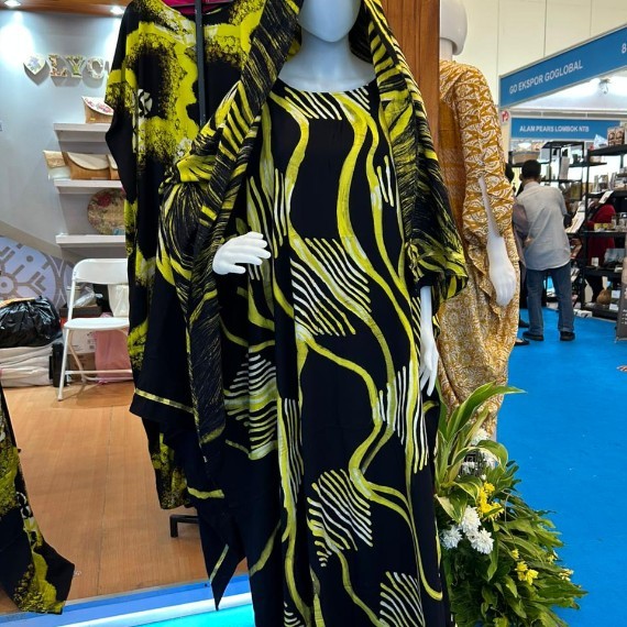 Ozzy Batik Pekalongan Gamis, Abaya, and Shawl
