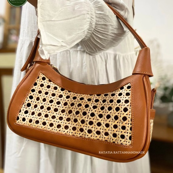 Edelweis Rattan Bag