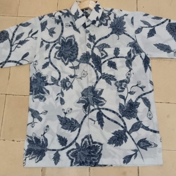 Natural Indigo-Dyed Cotton Shirt