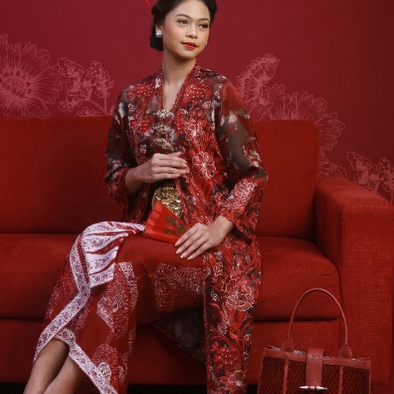 Kebaya Jakarta Blossom