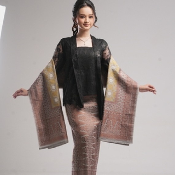 Songket Bunga Cina with Natural Dye